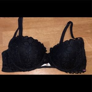 PINK Date night push up bra